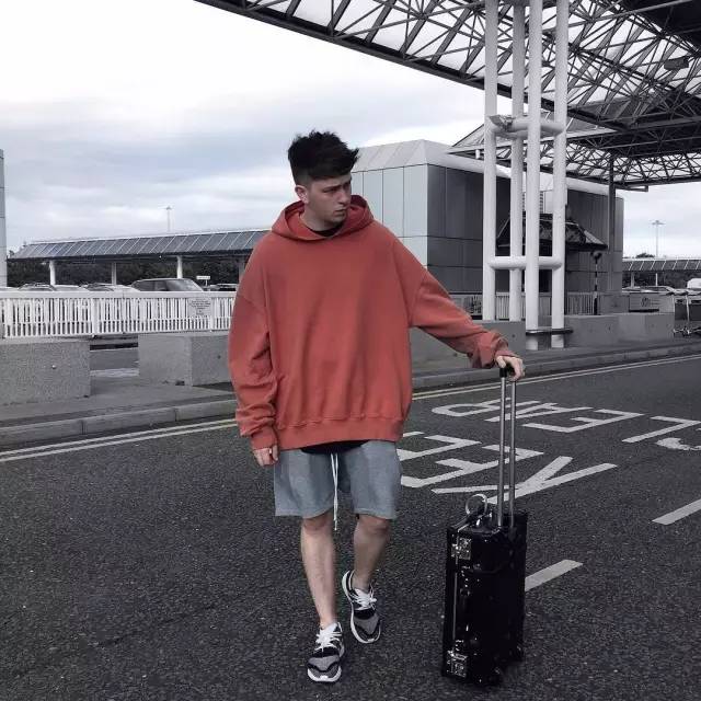 穿搭资讯_娱乐百分百王思佳夏日穿搭_七丽女性网穿搭秋季/
