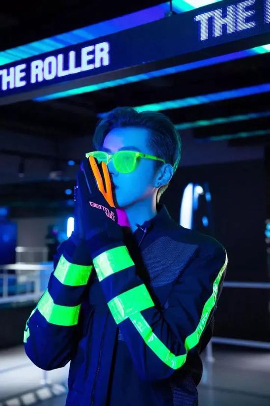 潮流搭配衣服_潮流穿搭2021_穿搭潮流